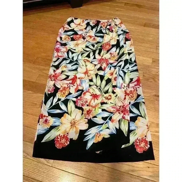 Talbots Women's A-Line Floral Silk Skirt Size 6 Multicolor Knee Length - Picture 5 of 7